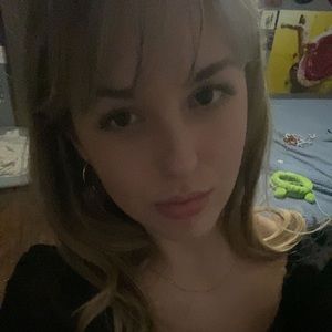 Meet your Posher, Addison